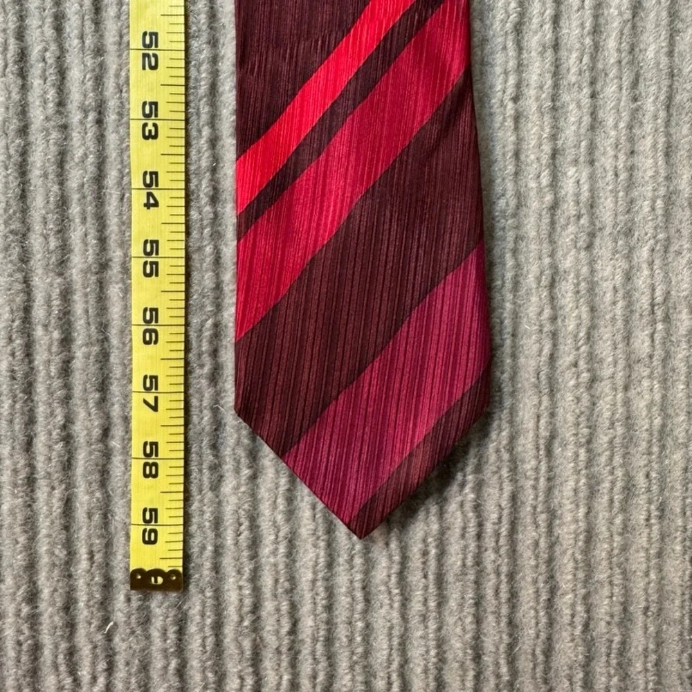 Unlisted Kenneth Cole Mens Red Burgundy Striped 100% Silk Necktie Hand Sewn